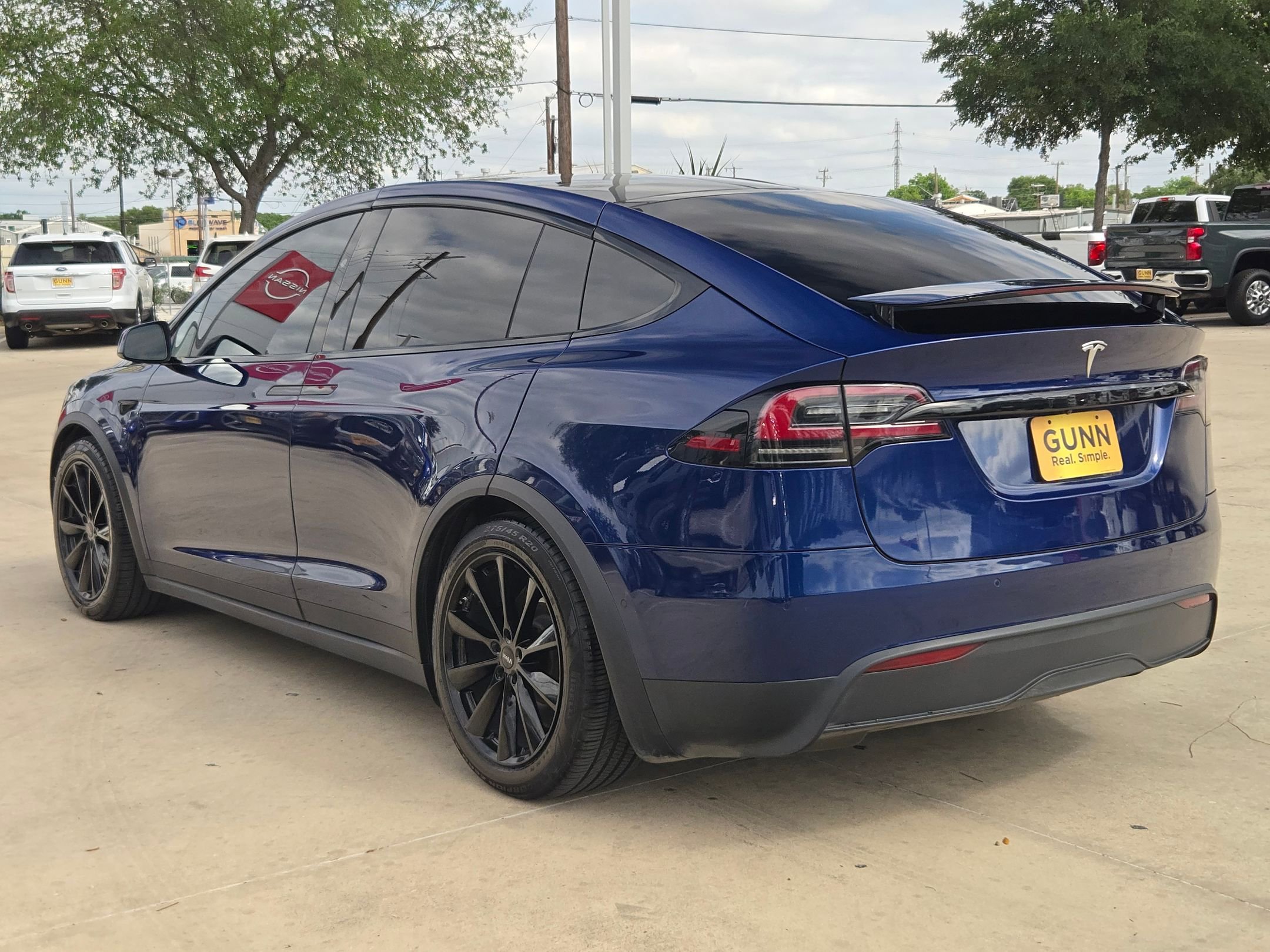 Used 2022 Tesla Model X AWD/4WD image 5