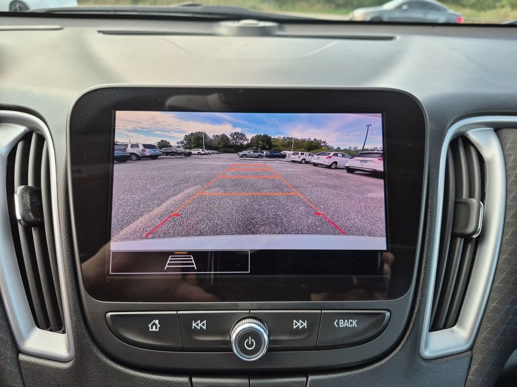 Used 2023 Chevrolet Malibu LT FWD image 26