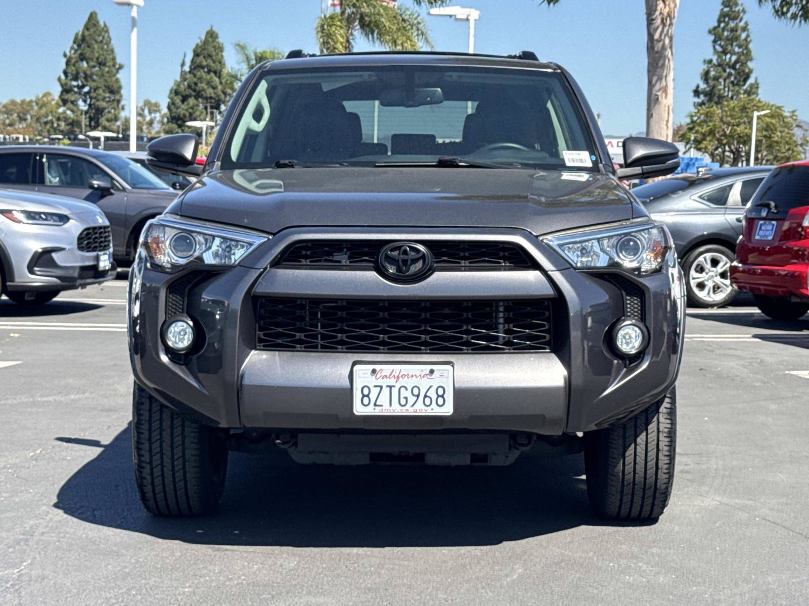 Used 2018 Toyota 4Runner SR5 Premium w/ Convenience Package RWD image 8