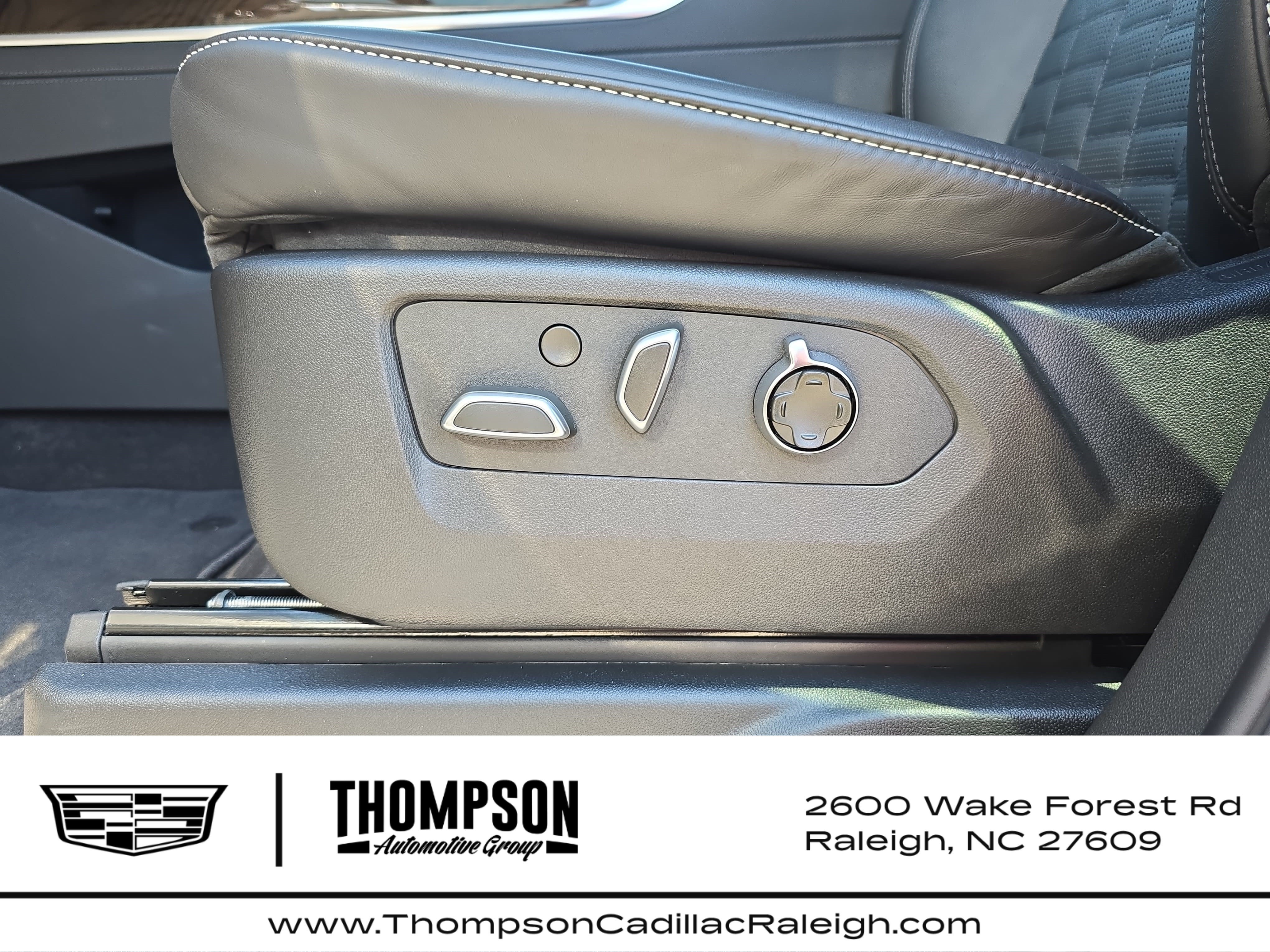 New 2026 Cadillac Escalade Platinum Sport AWD/4WD image 29