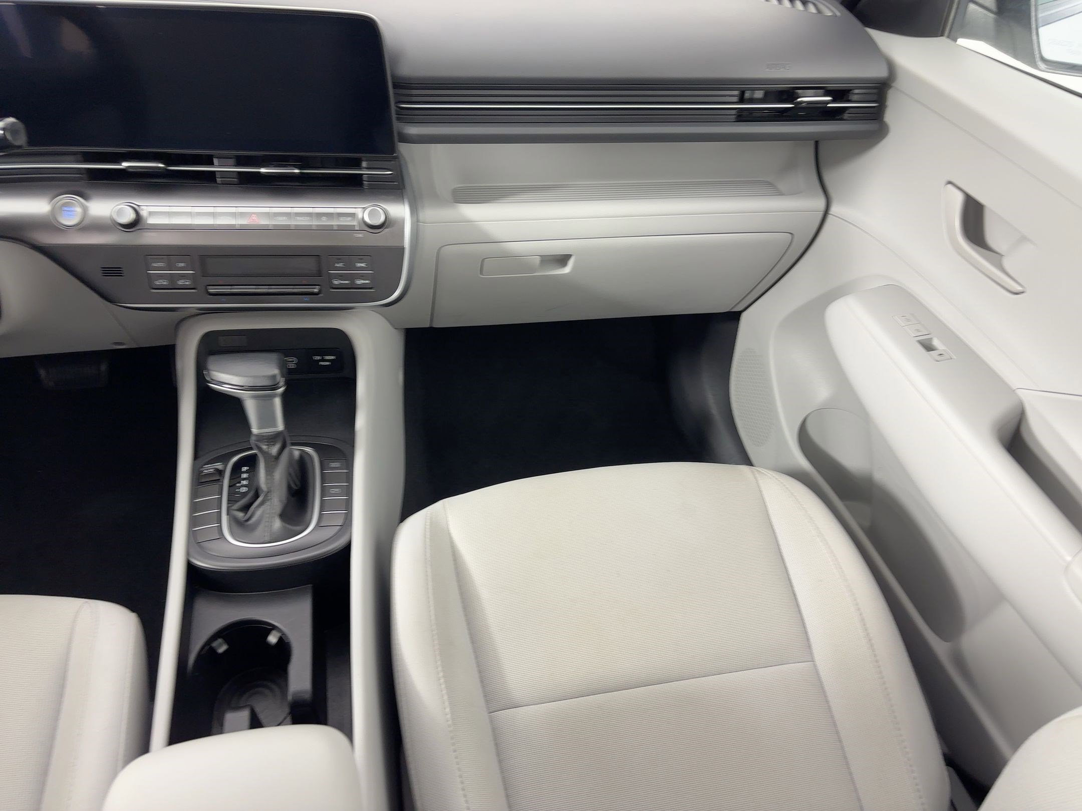 Used 2024 Hyundai Kona SEL image 26