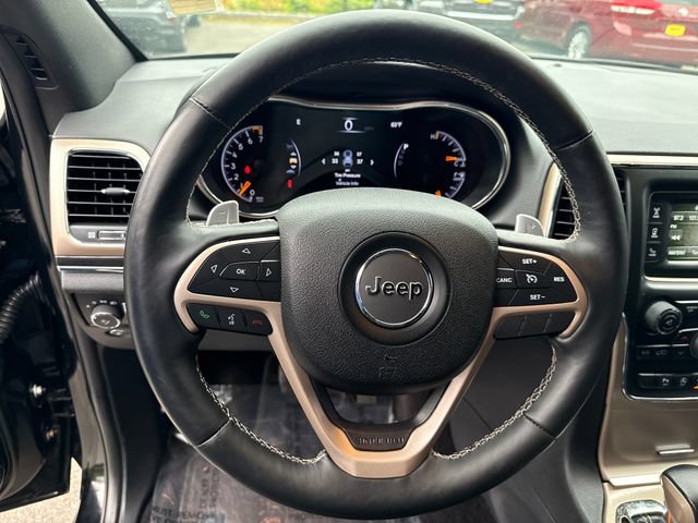 Used 2017 Jeep Grand Cherokee Limited AWD/4WD image 18