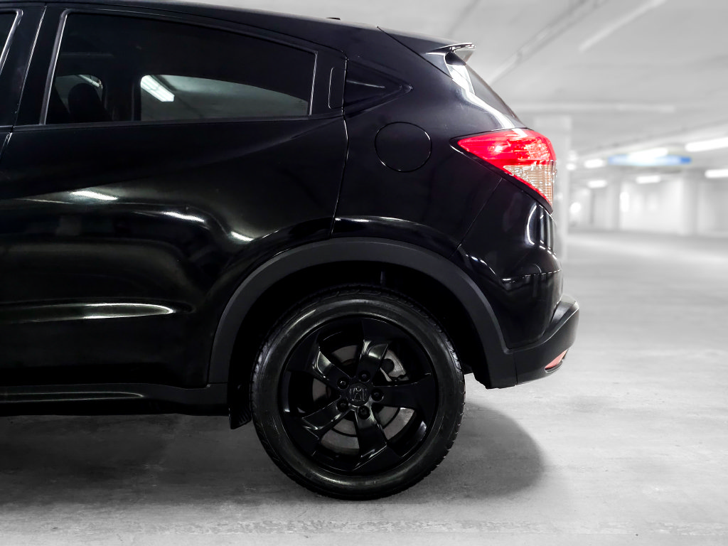 Used 2017 Honda HR-V EX image 14