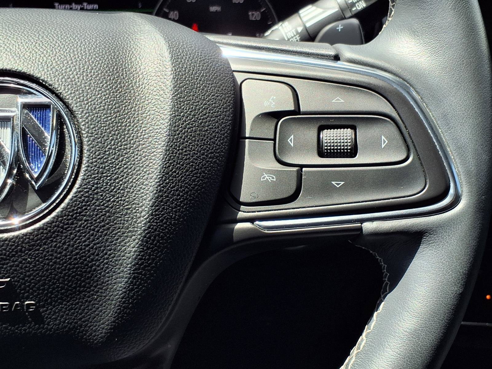 Used 2023 Buick Envision Essence w/ Sport Touring Package FWD image 19