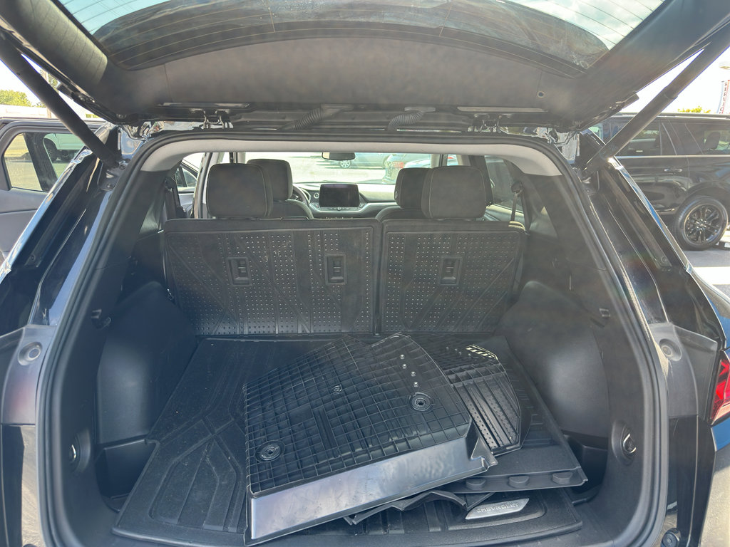 Used 2023 Chevrolet Blazer LT w/ Convenience Package FWD image 11