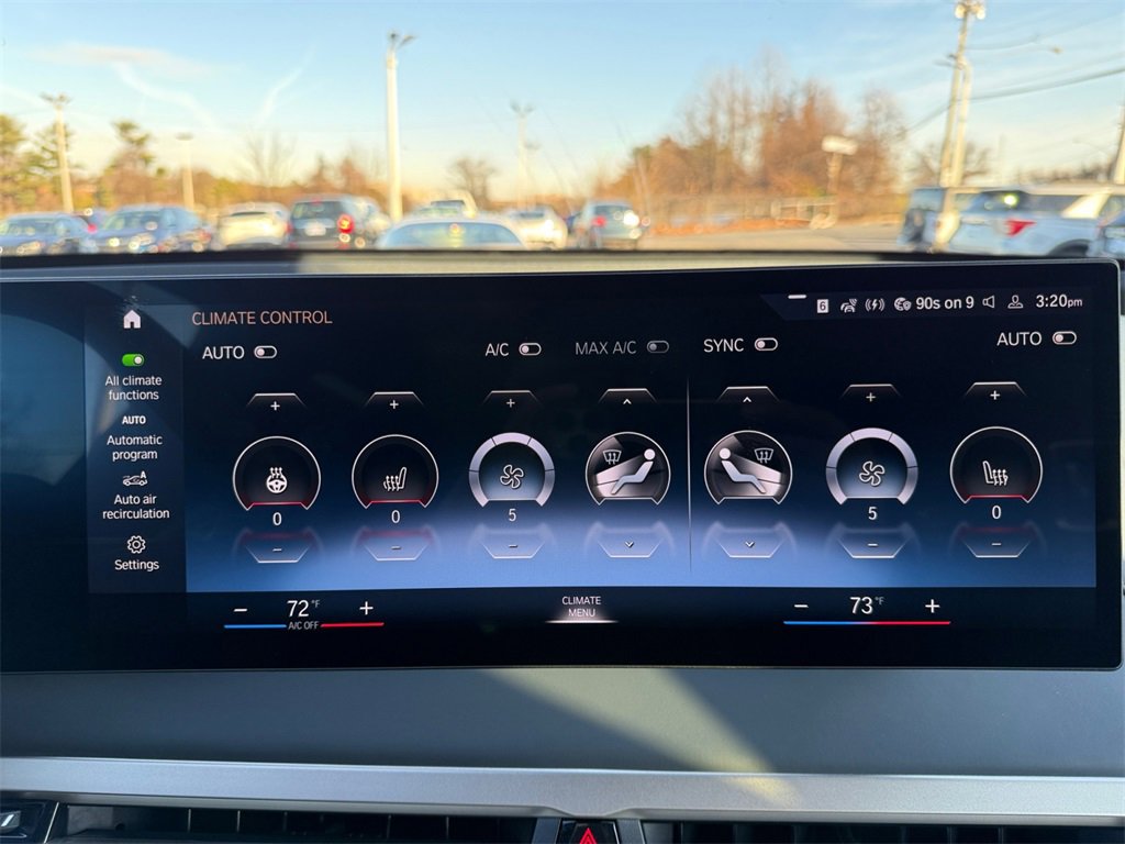 Used 2023 BMW iX xDrive50 w/ Ultimate Package 2 image 16