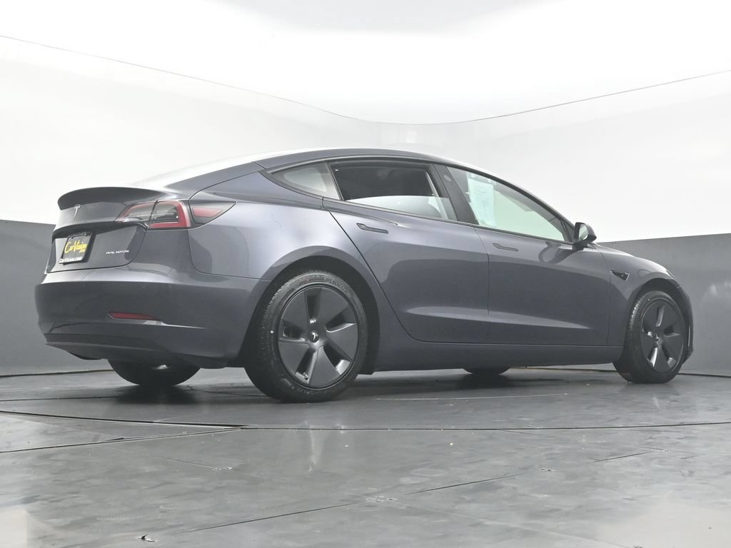 Used 2022 Tesla Model 3 Long Range AWD/4WD image 38