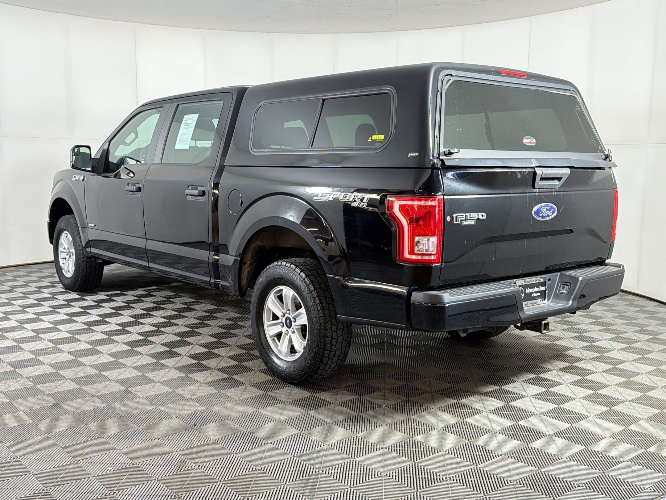 Used 2016 Ford F150 XL w/ Equipment Group 101A Mid image 3