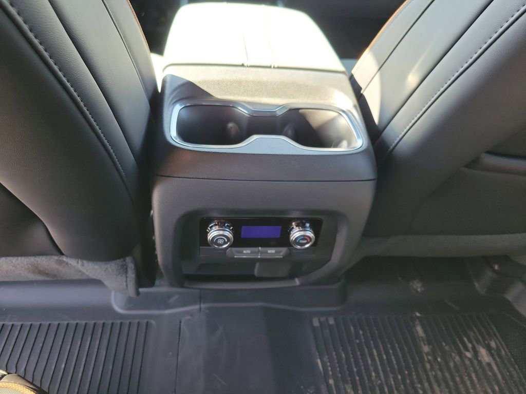 New 2026 GMC Acadia AT4 w/ LPO, Floor Liner Package image 30