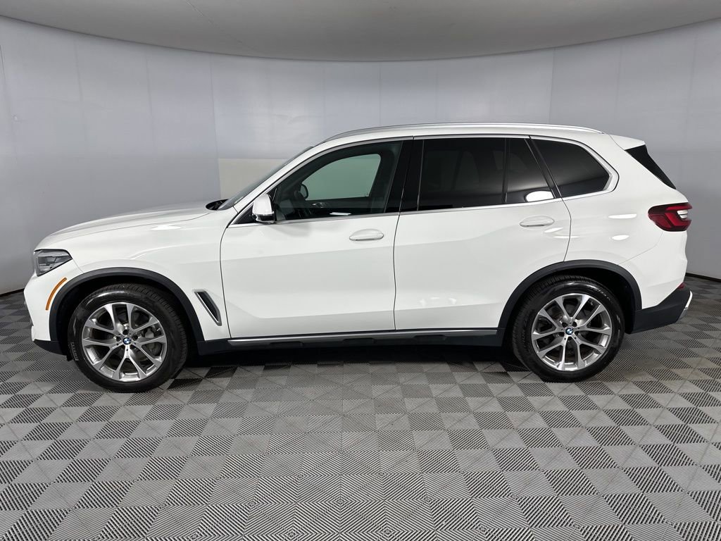 Certified 2023 BMW X5 xDrive40i w/ Premium Package image 5
