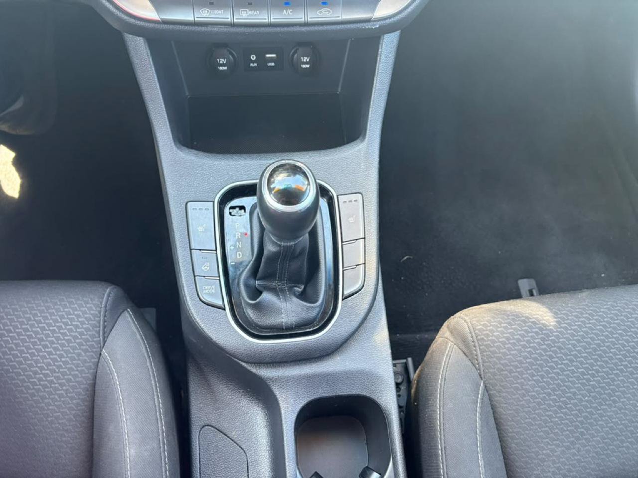 Used 2019 Hyundai Elantra GT FWD image 12