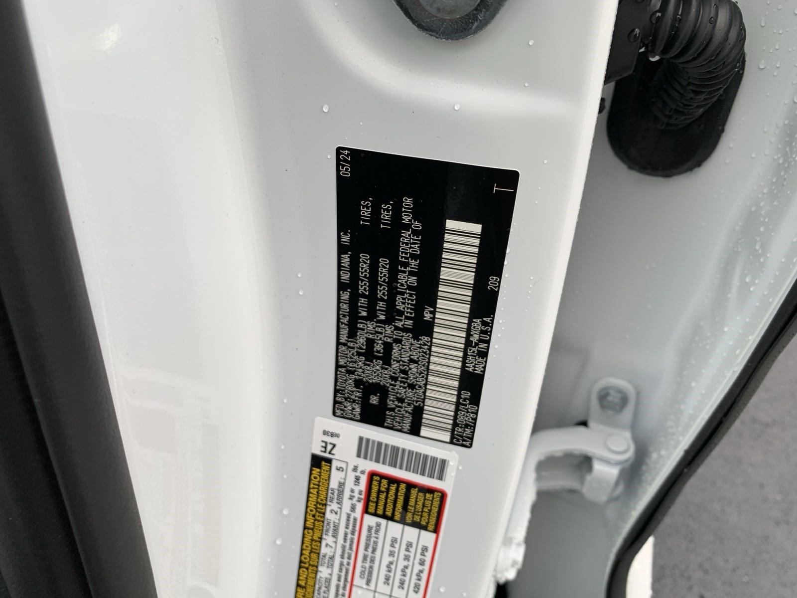 New 2024 Toyota Grand Highlander Limited image 49