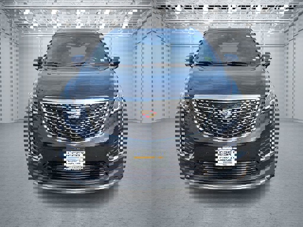 Certified 2023 Cadillac XT5 Premium Luxury image 3