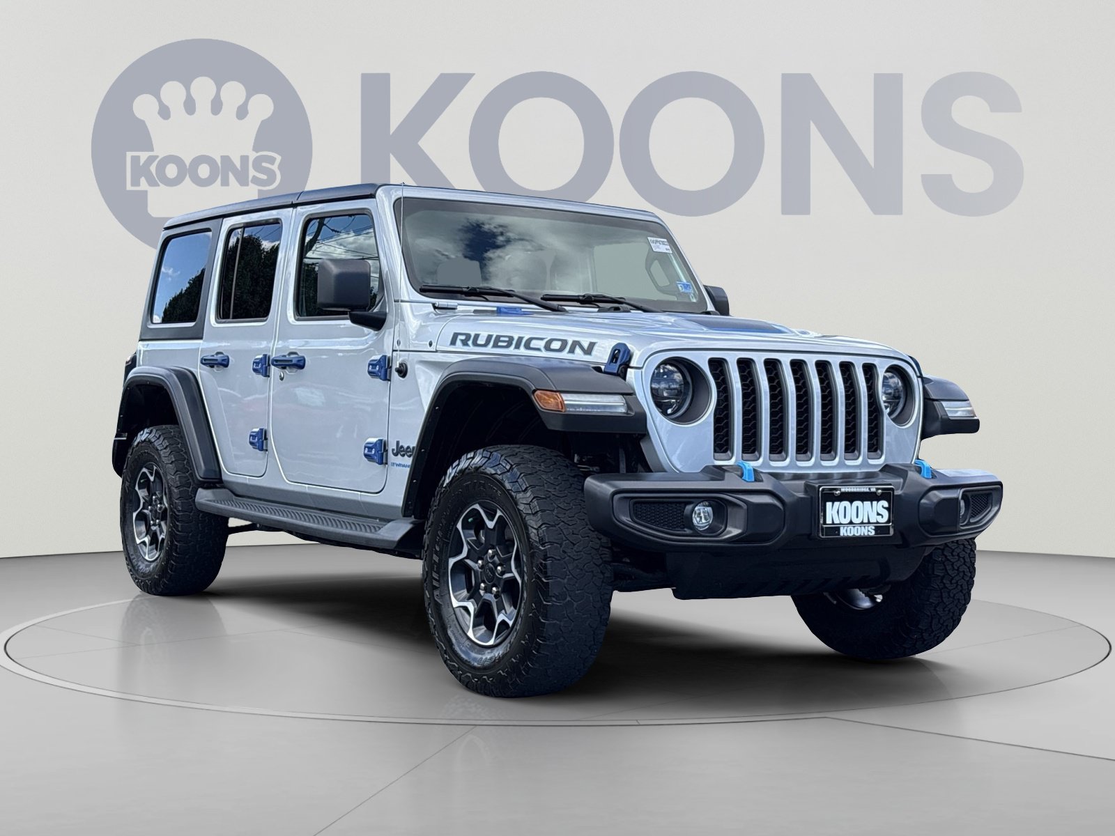 Used 2023 Jeep Wrangler Unlimited Rubicon 4xe w/ Cold Weather Group AWD/4WD image 10