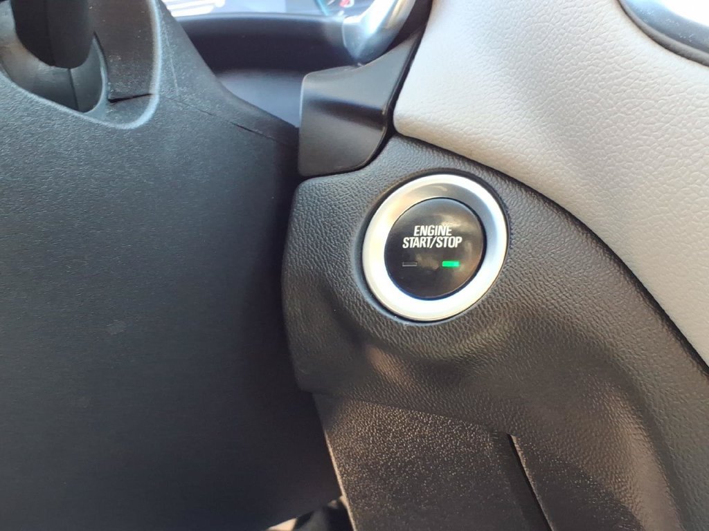 Used 2021 Chevrolet Equinox LS w/ LS Convenience Package AWD/4WD image 22