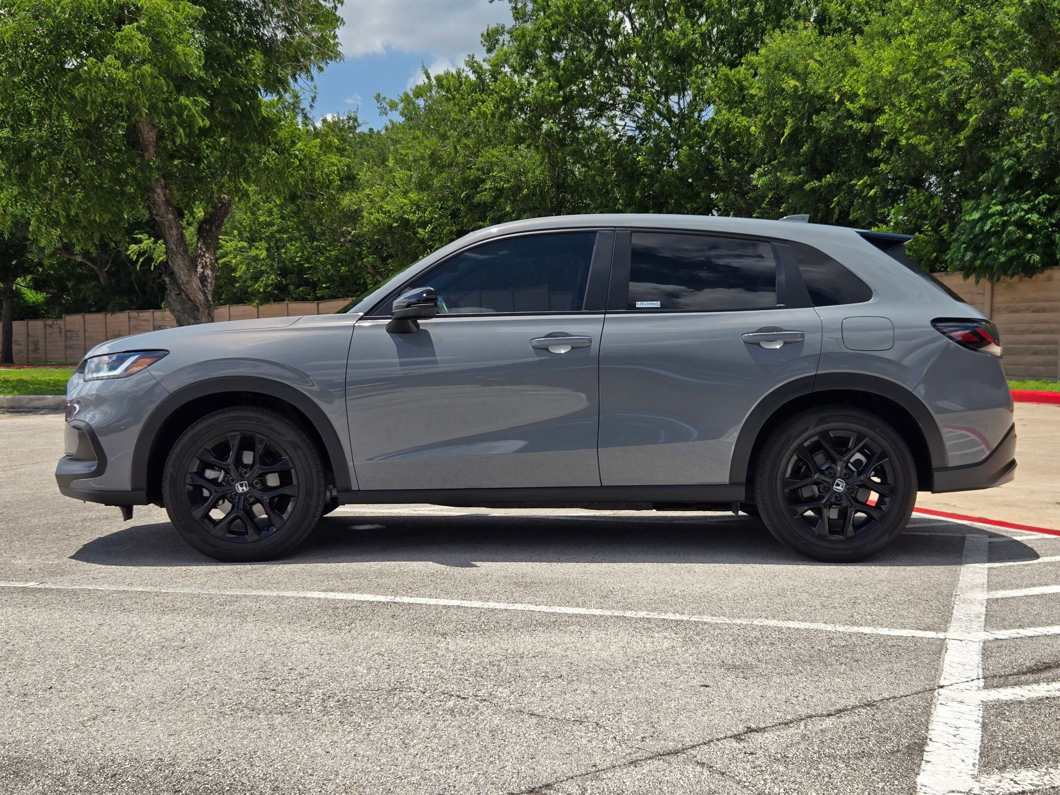 Used 2025 Honda HR-V Sport image 6