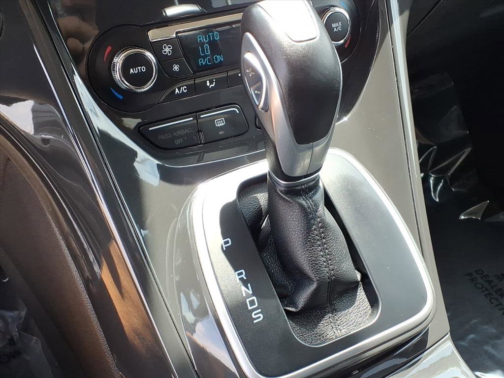Used 2014 Ford Escape Titanium w/ Equipment Group 401A FWD image 10