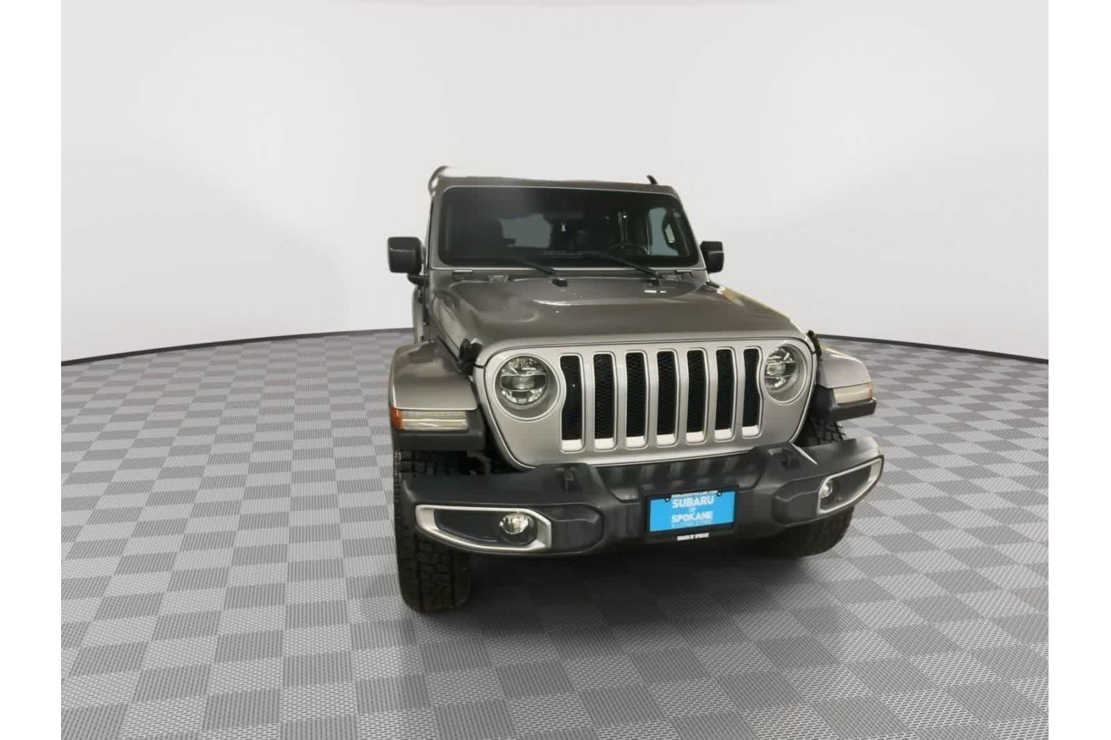 Used 2018 Jeep Wrangler Unlimited Sahara AWD/4WD image 4
