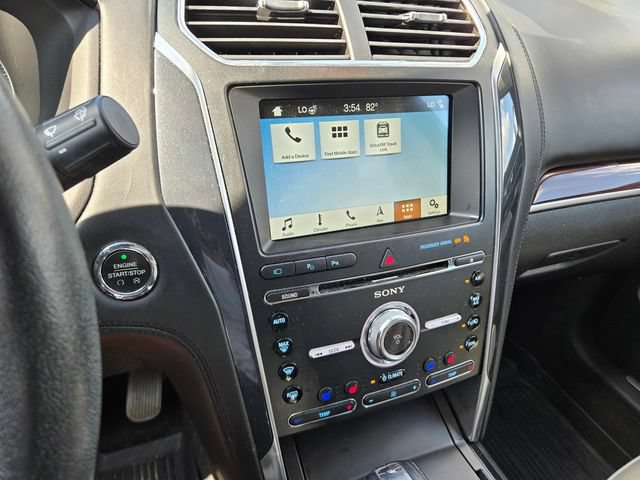 Used 2018 Ford Explorer Platinum AWD/4WD image 8