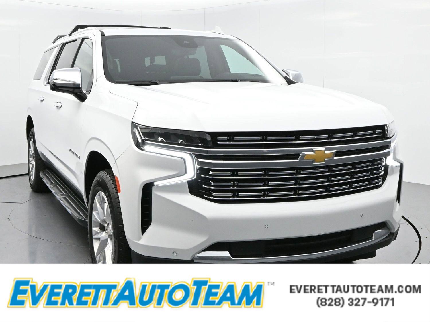 Used 2024 Chevrolet Suburban Premier w/ Premium Package AWD/4WD image 1
