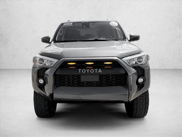 Used 2022 Toyota 4Runner SR5 Premium w/ Moonroof Package image 2