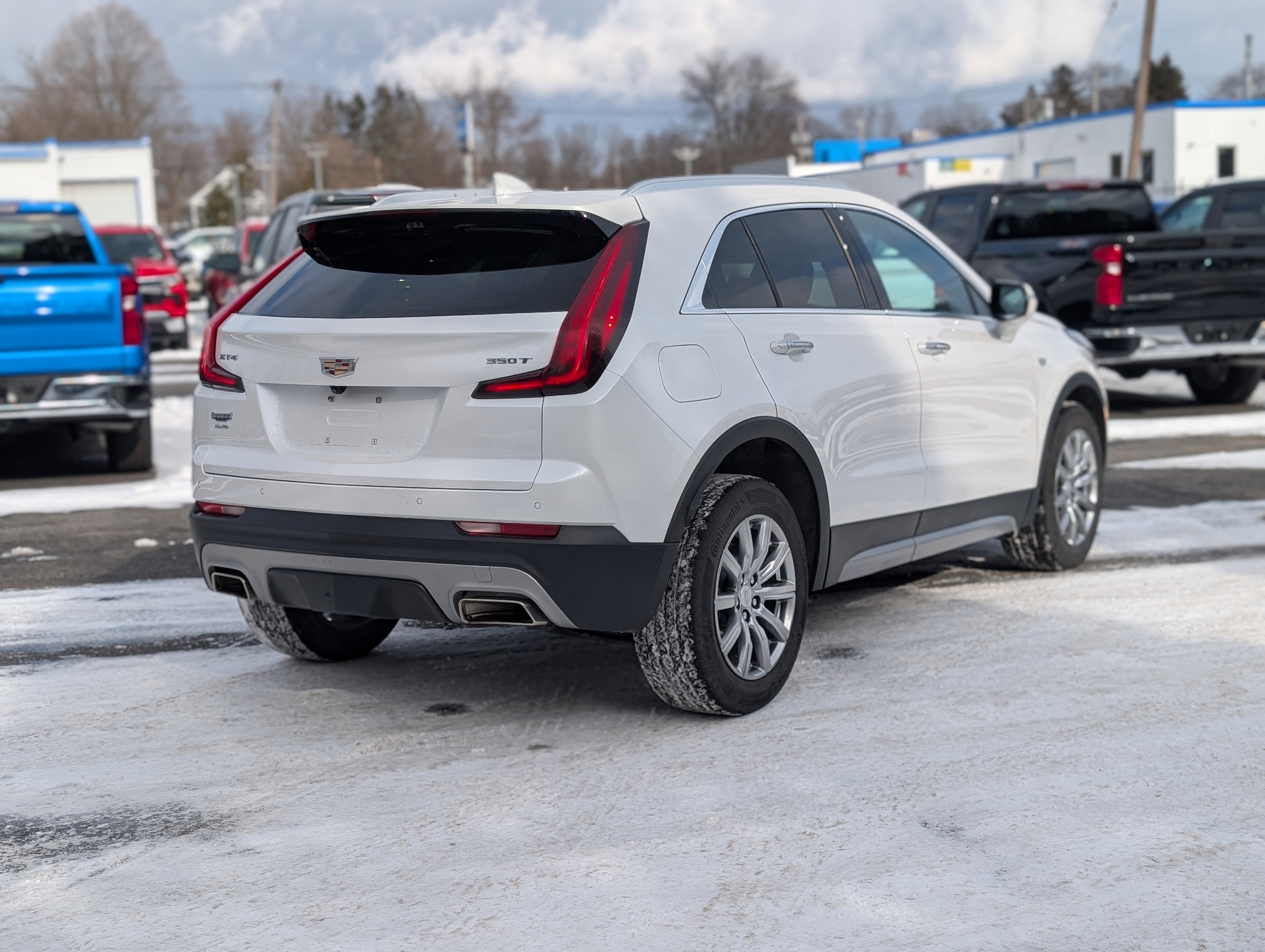 Used 2022 Cadillac XT4 Premium Luxury w/ Sun And Sound Package image 10