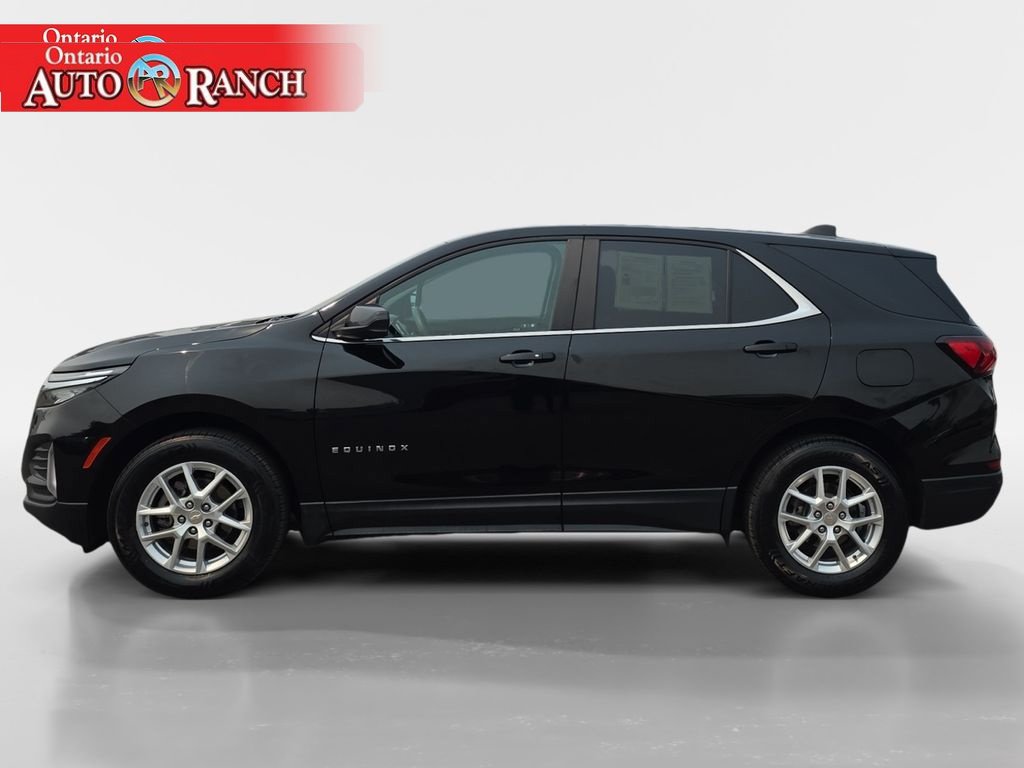 Used 2024 Chevrolet Equinox LT FWD image 2