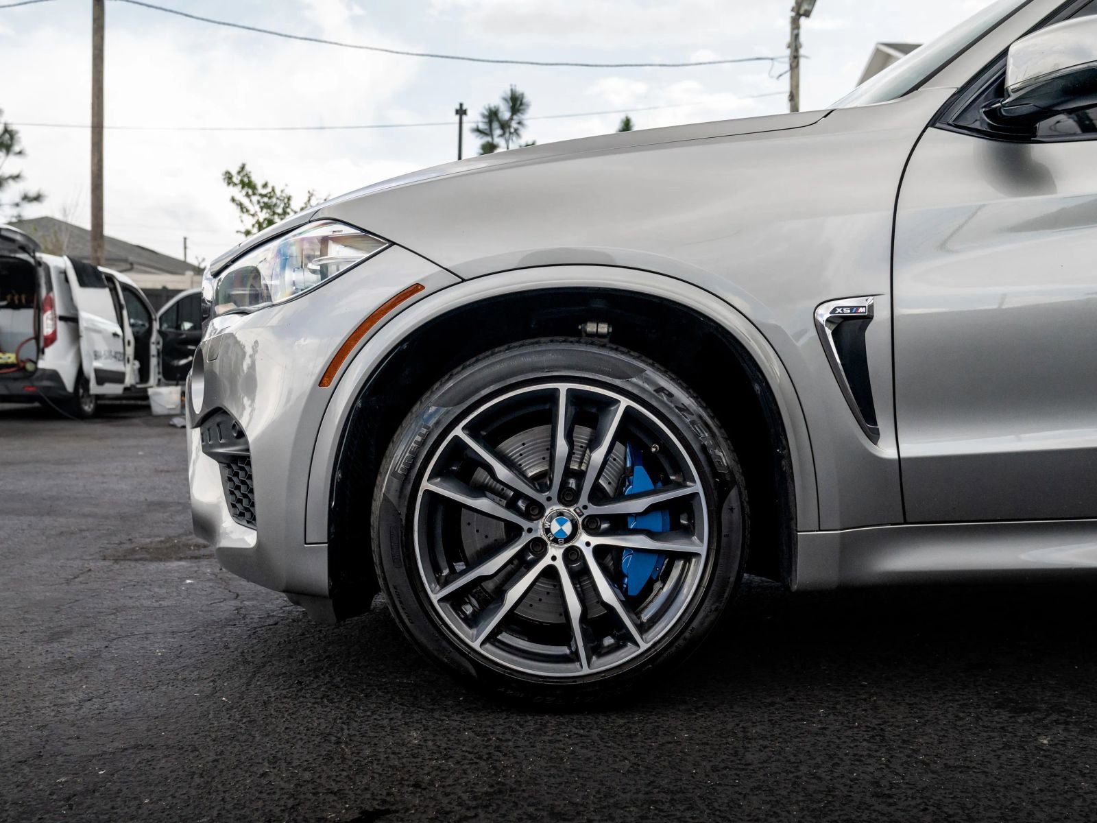 Used 2017 BMW X5 M image 32