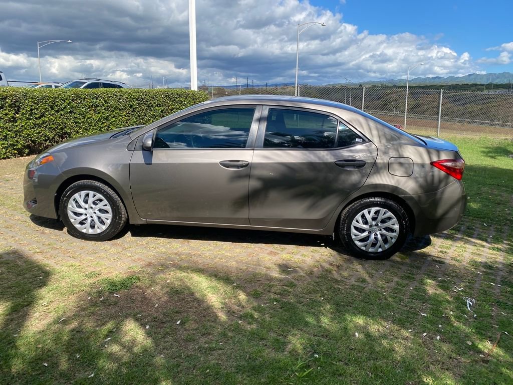 Used 2019 Toyota Corolla LE image 22