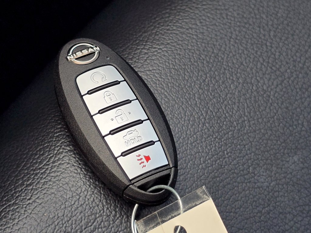 Used 2023 Nissan Altima 2.5 SR w/ SR Premium Package FWD image 34