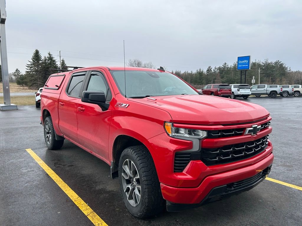 Used 2022 Chevrolet Silverado 1500 RST image 3
