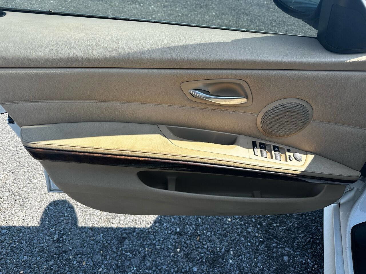 Used 2007 BMW 335i Sedan image 9