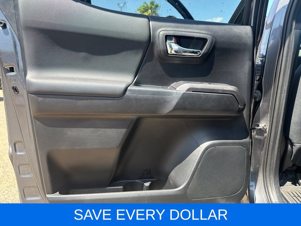 Used 2021 Toyota Tacoma TRD Sport w/ Technology Package RWD image 18