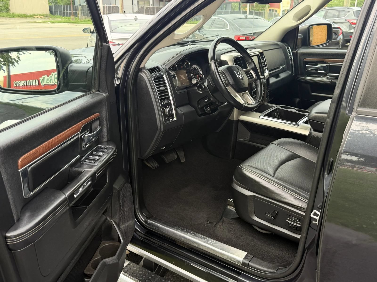 Used 2013 RAM 1500 Laramie AWD/4WD image 14