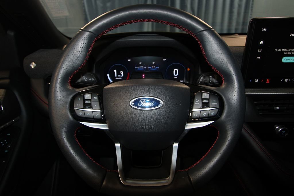 Used 2025 Ford Explorer ST-Line image 12
