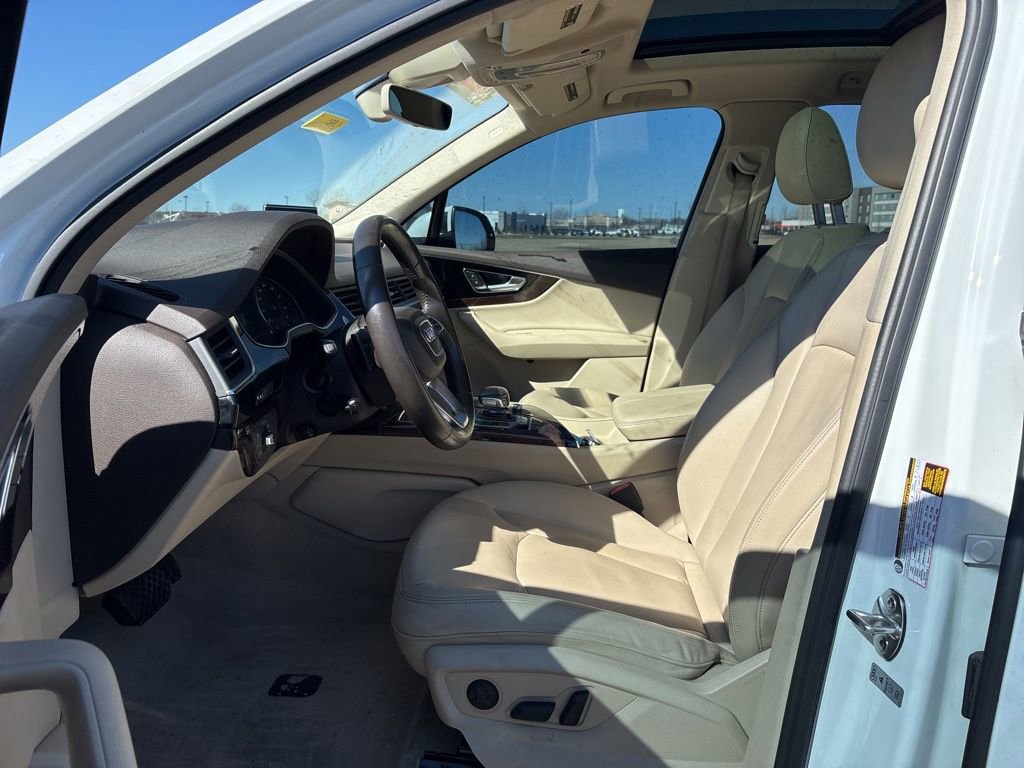 Used 2017 Audi Q7 3.0T Premium Plus image 15