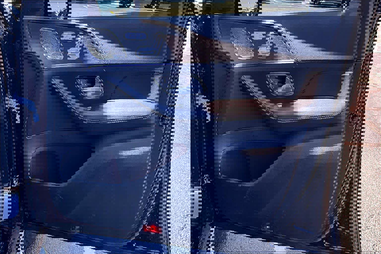 Used 2022 Mercedes-Benz GLE 350 image 25