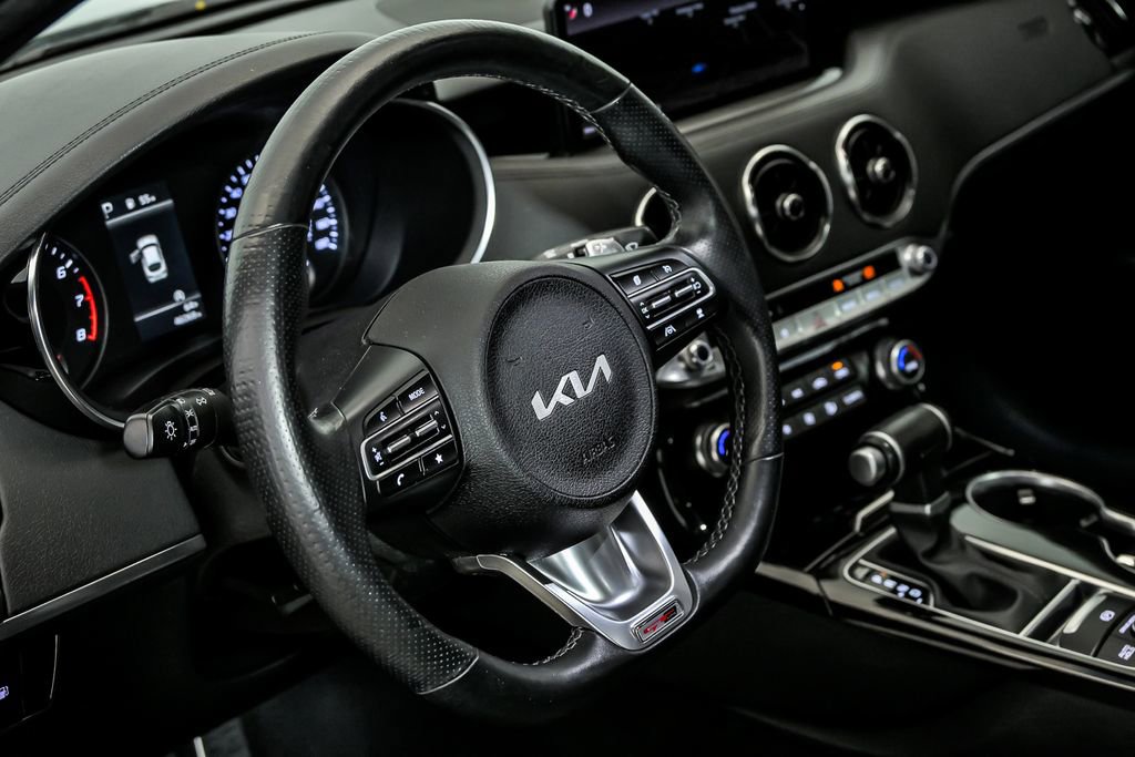 Used 2022 Kia Stinger GT-Line AWD/4WD image 14