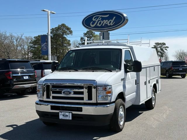 New 2025 Ford E-350 and Econoline 350 Super Duty w/ Power Equipment Group