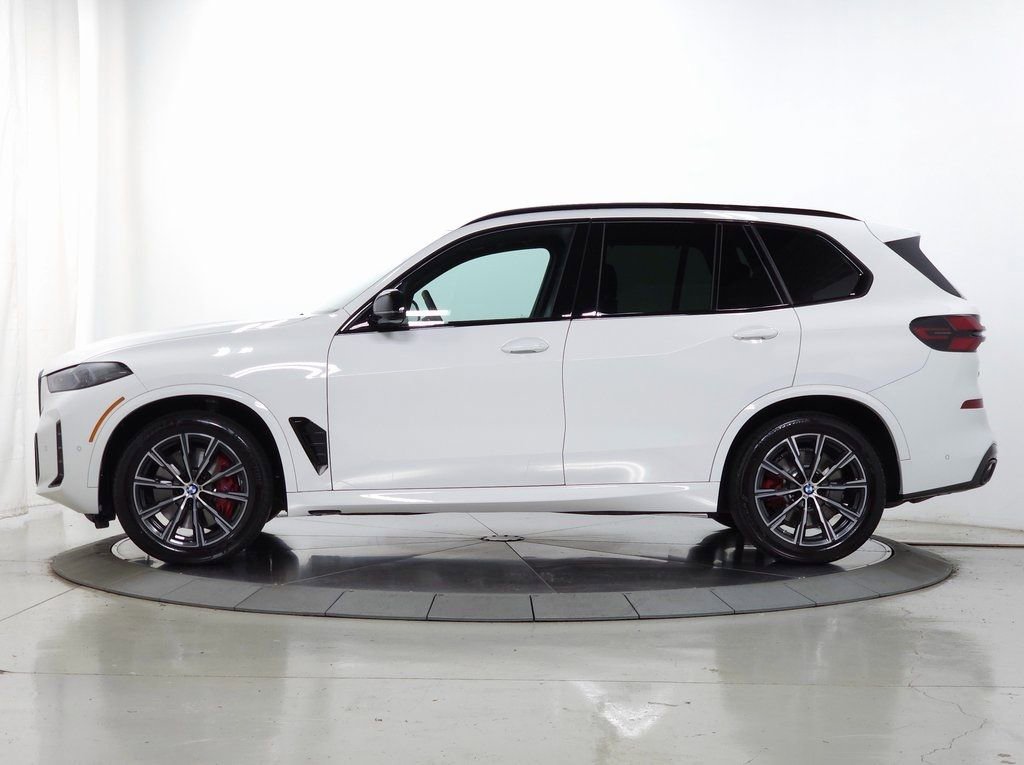 Used 2025 BMW X5 M60i w/ Executive Package image 6