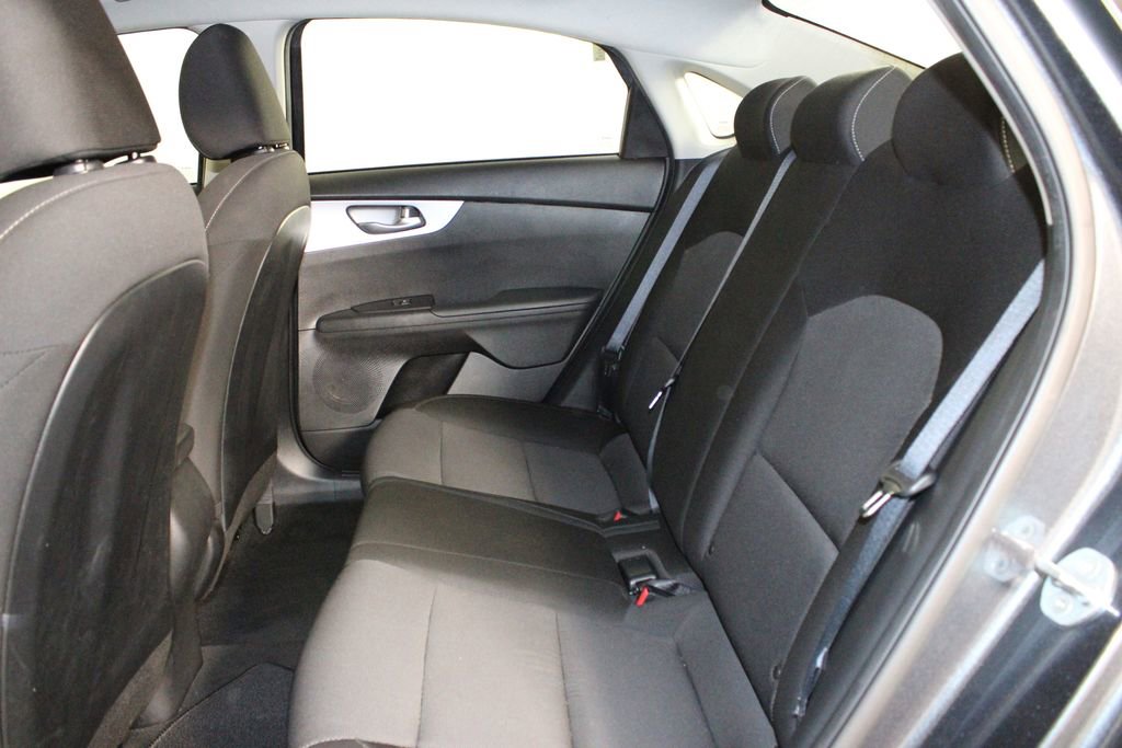 Used 2023 Kia Forte LXS w/ LXS Technology Package image 11