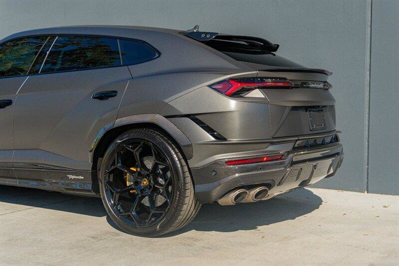 Used 2024 Lamborghini Urus Performante image 36
