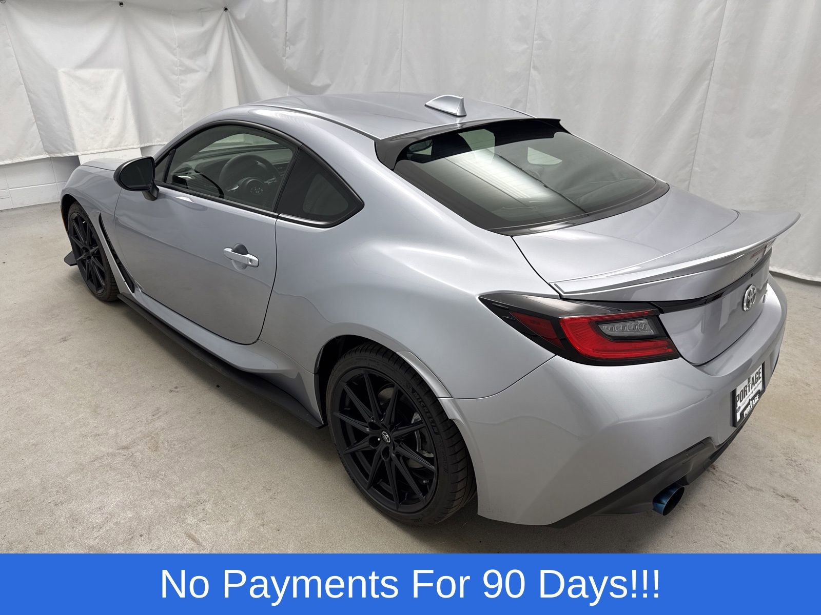 Used 2024 Toyota GR86 Premium RWD image 5