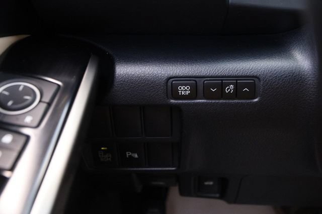 Used 2014 Lexus IS 350 w/ Navigation Package RWD image 22