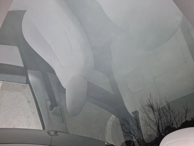 Used 2021 Tesla Model Y Long Range image 16