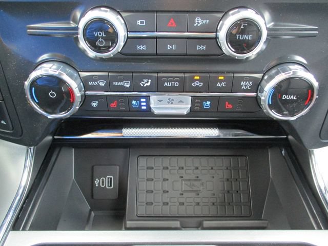 Used 2025 Ford F150 Lariat w/ Equipment Group 502A High AWD/4WD image 17