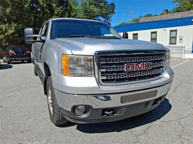 Used 2014 GMC Sierra 2500 W/T w/ Work Truck Preferred Package image 3