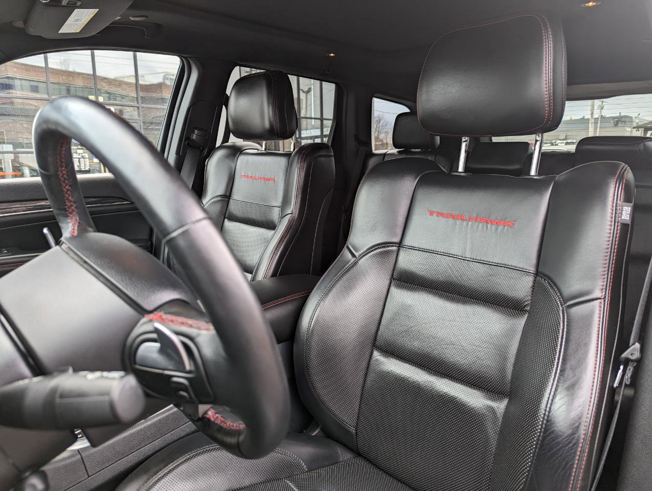 Used 2019 Jeep Grand Cherokee Trailhawk w/ Trailhawk Luxury Group image 13