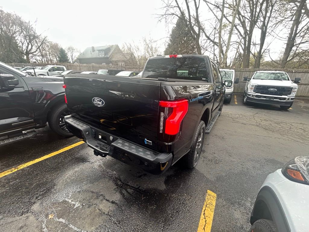 Used 2024 Ford F150 Lightning Flash AWD/4WD image 8