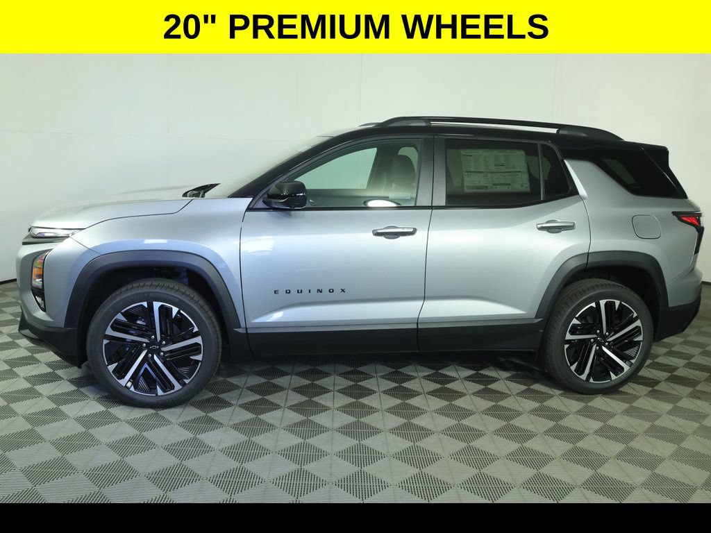 New 2026 Chevrolet Equinox RS w/ Convenience Package III FWD image 7